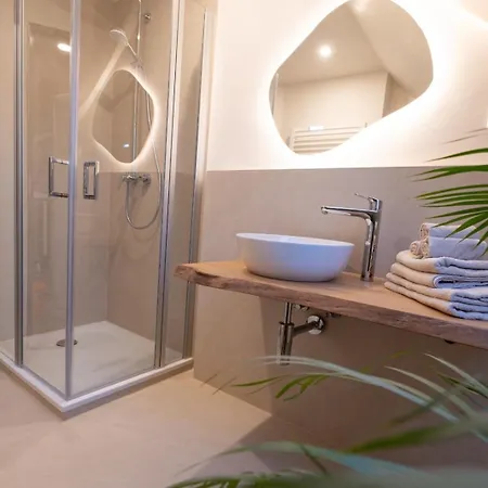 Апартаменты Frederiks Ferienzimmer Зенде